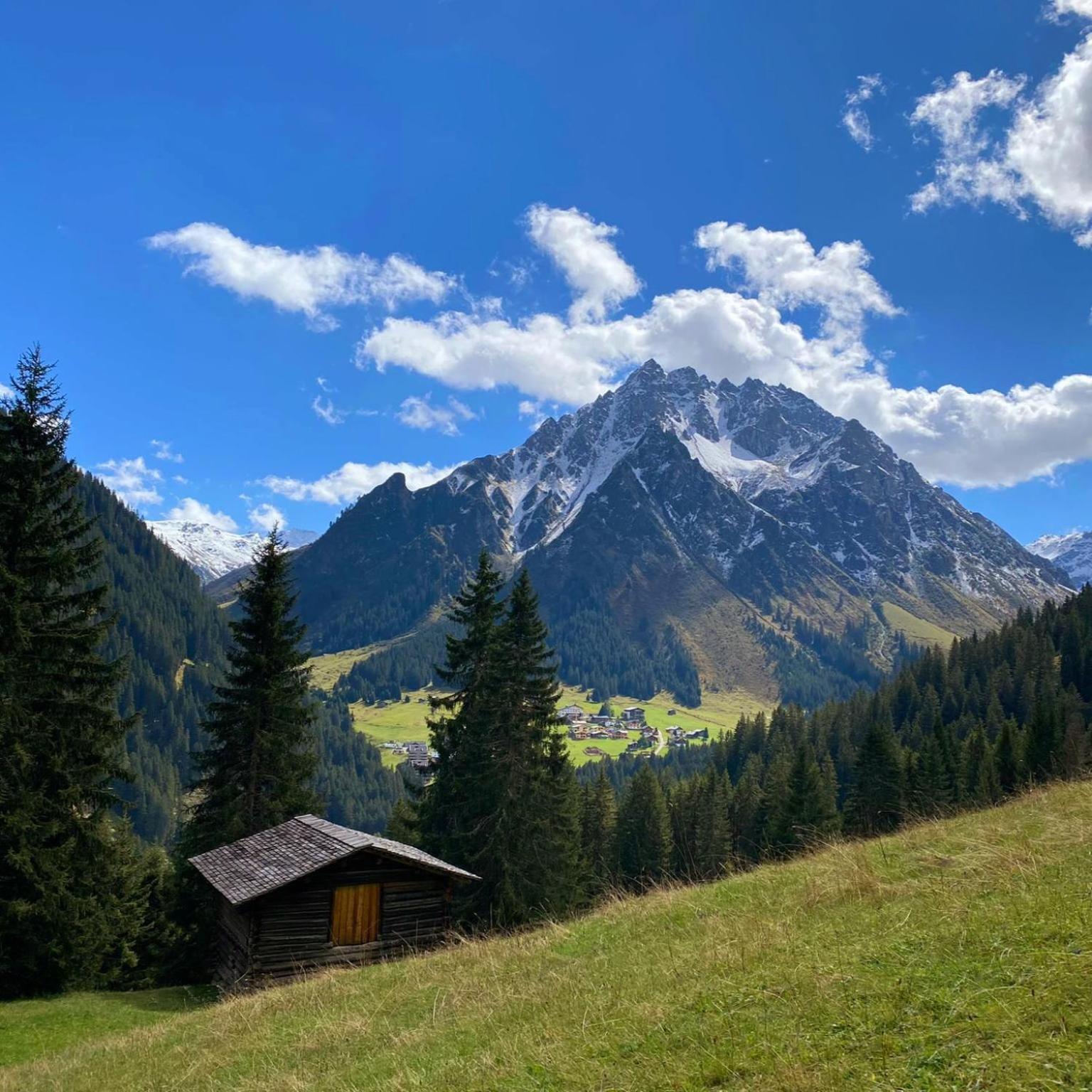 Gasthof-Pension Wulfenia Gargellen Exteriör bild